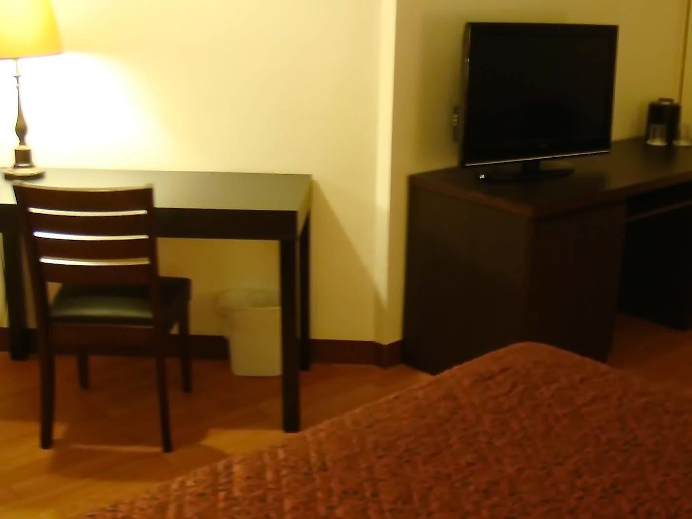 แกรนด์พลาซ่าโฮเต็ล Hotel ทูมอน ภายนอก รูปภาพ
